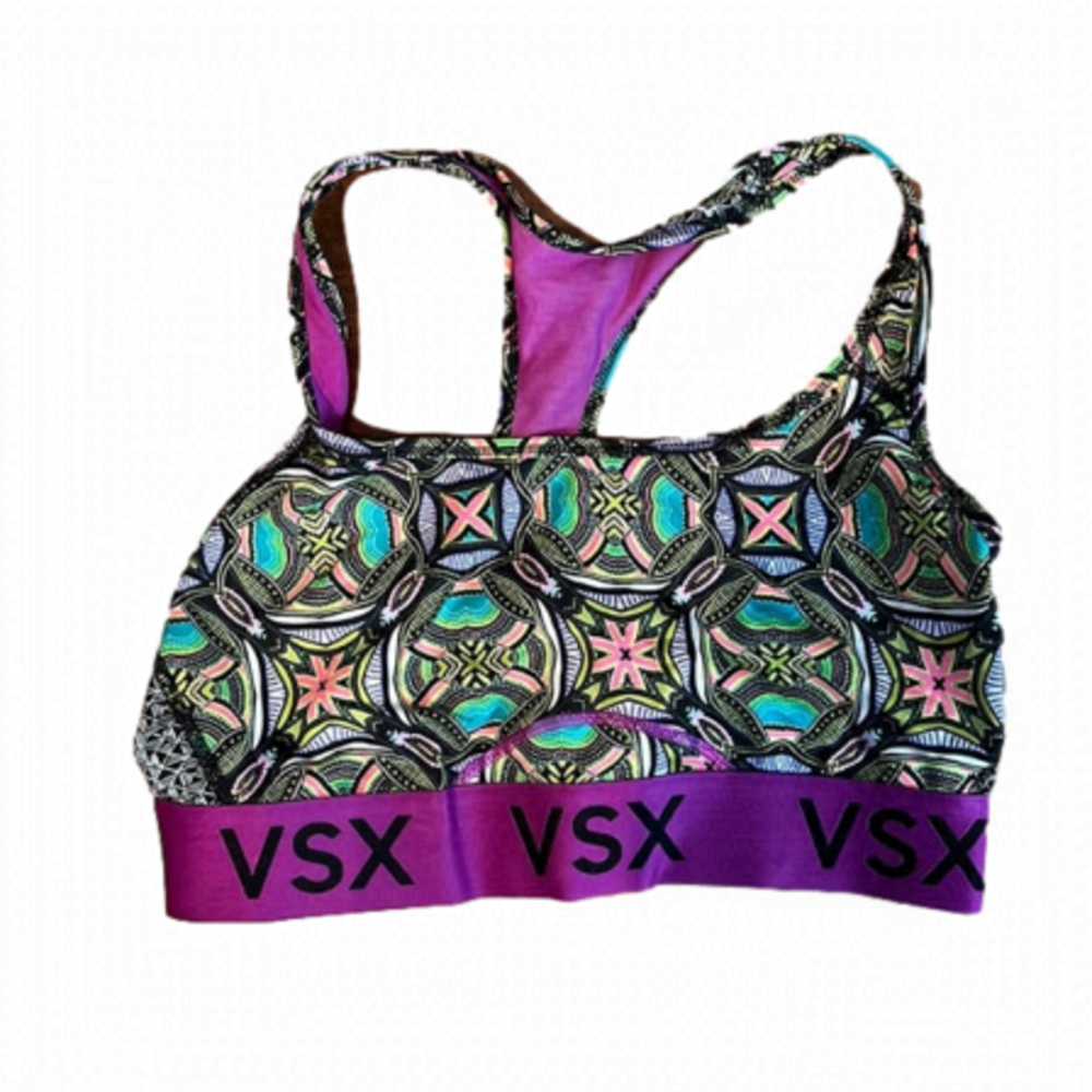 VICTORIA’S Secret sports bra size medium